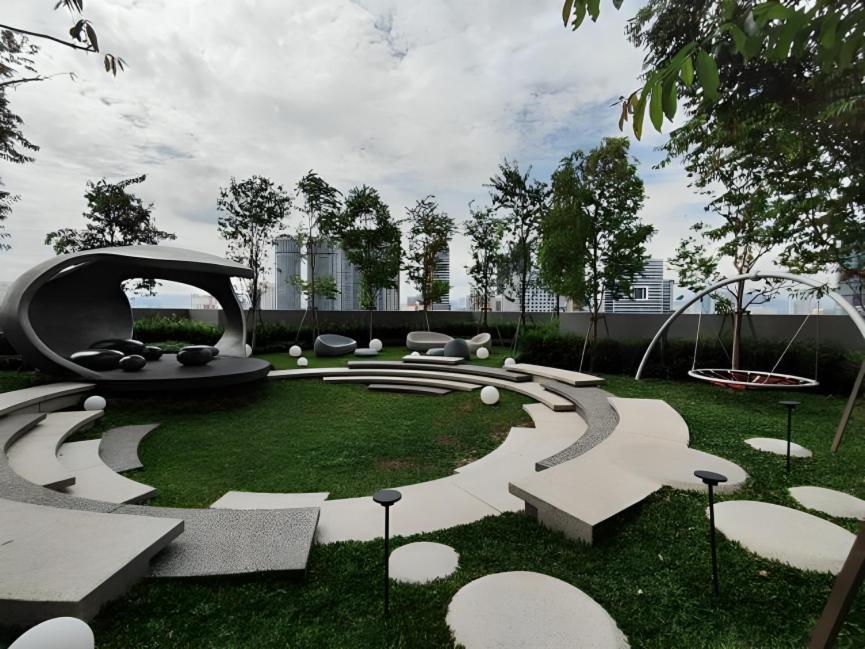 Scarletz Suites Klcc By Deko Kuala Lumpur Eksteriør billede