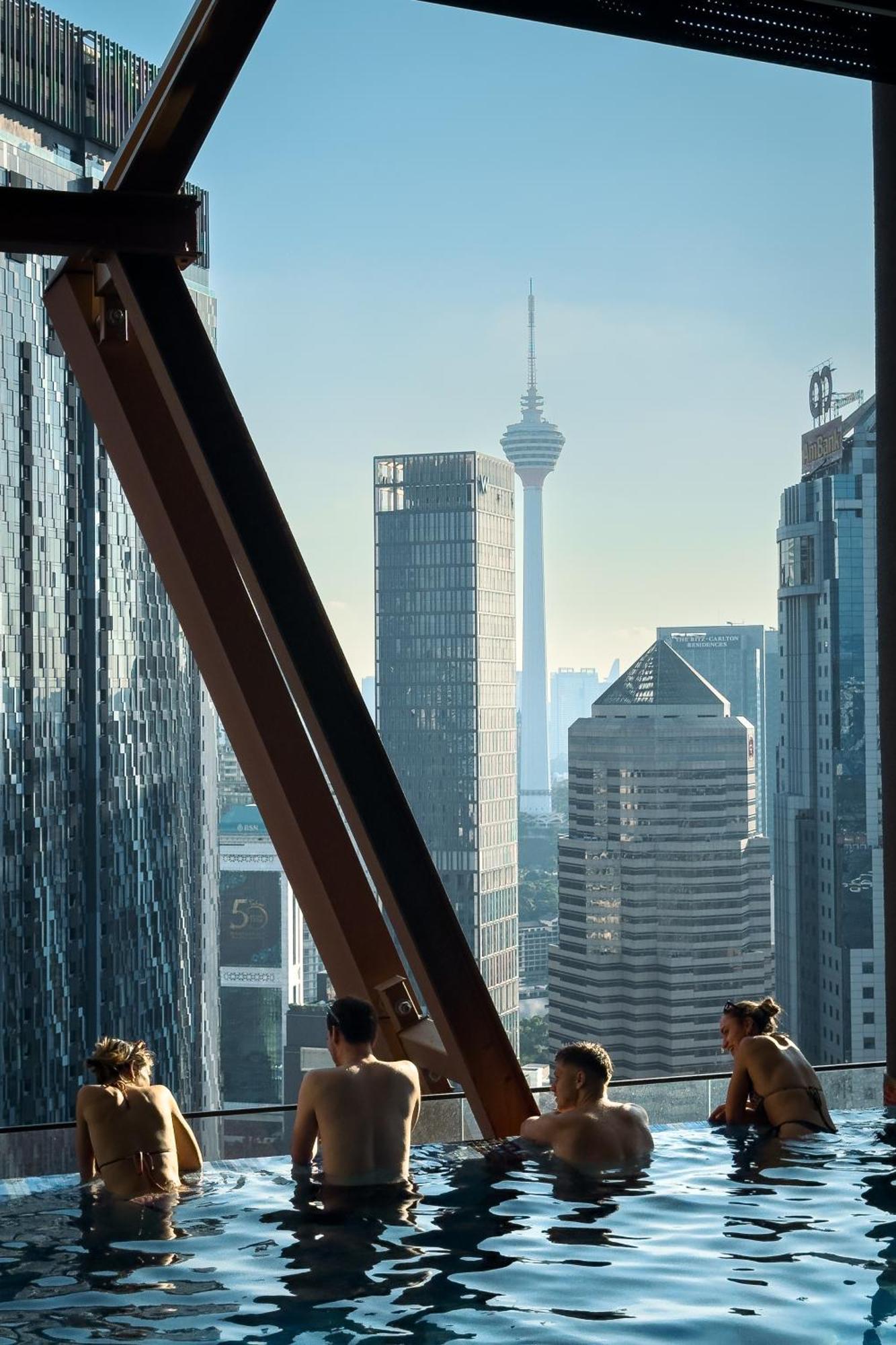 Scarletz Suites Klcc By Deko Kuala Lumpur Eksteriør billede